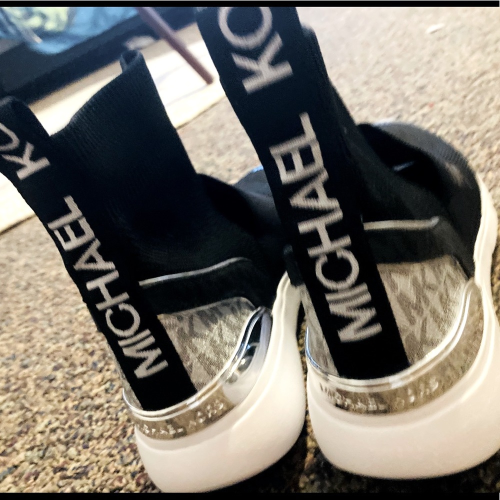 Michael Kors Limited Edition Sneaker NEW!!